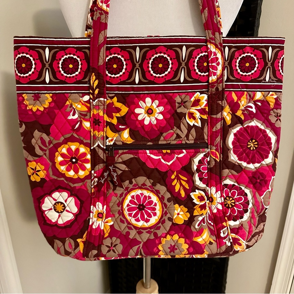 Vera Bradley Tote - Picture 3 of 8